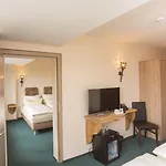 Hasseroeder Burghotel 4*