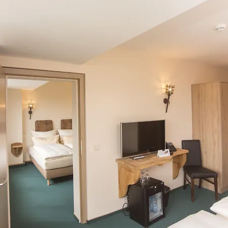 Hasseroeder Burghotel 4*