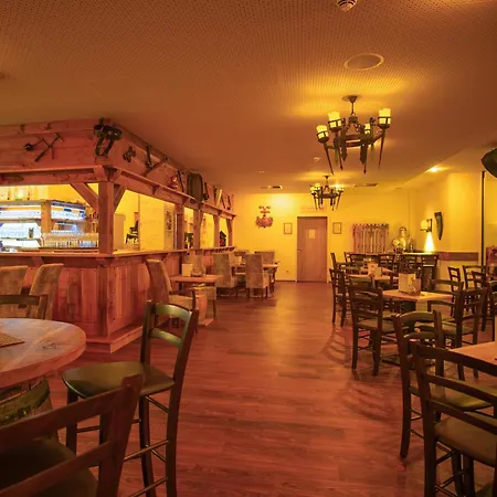 Hasseroeder Burghotel فندق