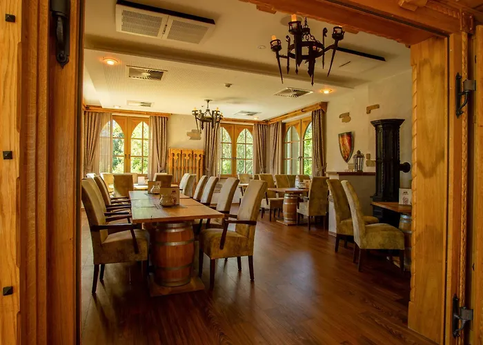 ホテル Hasseroeder Burghotel ヴェルニゲローデ